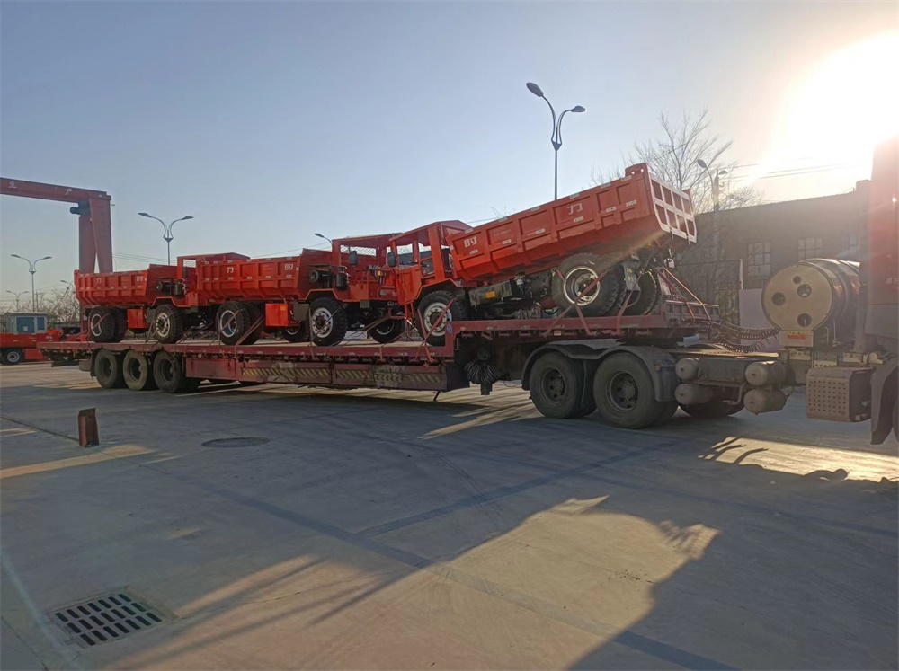 3台载重12吨矿安认证运输车发往山西