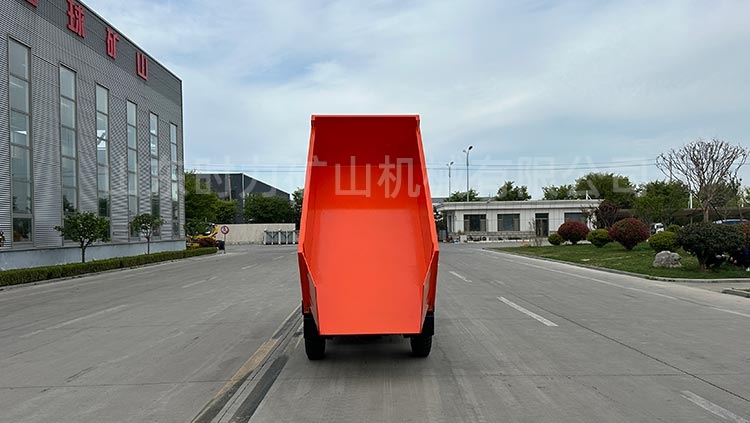 后收口货箱电动自卸车